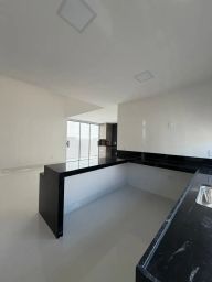 https://img.olx.com.br/thumbs256x256/14/141633800943602.jpg