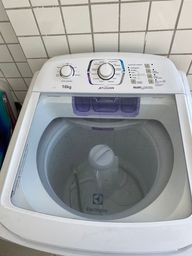 Título do anúncio: Máquina de lavar roupa Electrolux 
