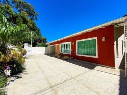 Título do anúncio: Casa com 3 dormitórios à venda, 247 m² por R$ 950.000,00 - Quinta da Barra - Teresópolis/R