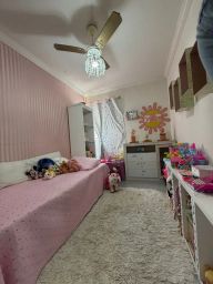 https://img.olx.com.br/thumbs256x256/14/142685677307565.jpg