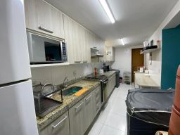 https://img.olx.com.br/thumbs256x256/14/143563762625806.jpg
