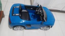 Título do anúncio: Carrinho 6 Voltz Audi R8 Xalingo Azul