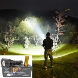 Título do anúncio: Lanterna com Led T9 - Nova