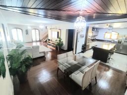https://img.olx.com.br/thumbs256x256/14/145501250693343.jpg