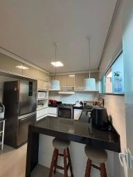 https://img.olx.com.br/thumbs256x256/14/146564644863733.jpg