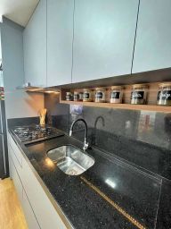 https://img.olx.com.br/thumbs256x256/14/147598767838933.jpg