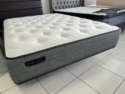 https://img.olx.com.br/thumbs256x256/14/148340775111556.jpg