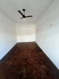 https://img.olx.com.br/thumbs256x256/14/148526765124612.jpg