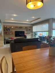 https://img.olx.com.br/thumbs256x256/14/148642313923750.jpg