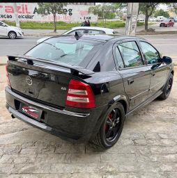 https://img.olx.com.br/thumbs256x256/14/149660914098468.jpg