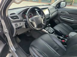 https://img.olx.com.br/thumbs256x256/14/149686537183142.jpg