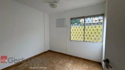 https://img.olx.com.br/thumbs256x256/15/150619773095279.jpg