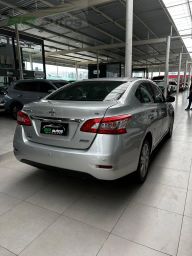 https://img.olx.com.br/thumbs256x256/15/150655207774111.jpg