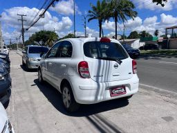 https://img.olx.com.br/thumbs256x256/15/150688545570909.jpg