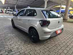 https://img.olx.com.br/thumbs256x256/15/151501522531743.jpg