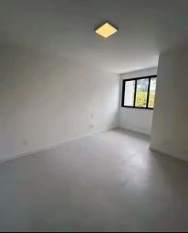 https://img.olx.com.br/thumbs256x256/15/151546281617421.jpg