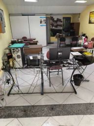https://img.olx.com.br/thumbs256x256/15/151557392572125.jpg
