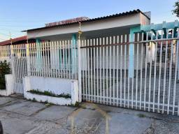 Título do anúncio: Alugo ampla casa de esquina no bairro Morada da Serra