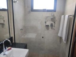 https://img.olx.com.br/thumbs256x256/15/153508271063706.jpg