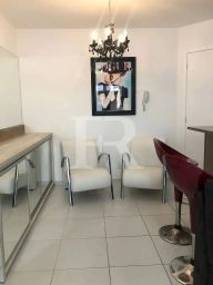 https://img.olx.com.br/thumbs256x256/15/153533157039928.jpg