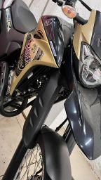 https://img.olx.com.br/thumbs256x256/15/153622189832955.jpg