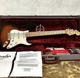 Título do anúncio: Fender Stratocaster Limited Edition 60th Anniversary Commemorative  