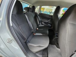 https://img.olx.com.br/thumbs256x256/15/154588520210104.jpg