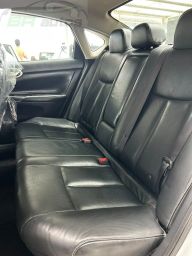 https://img.olx.com.br/thumbs256x256/15/154674444244302.jpg
