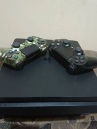 Ps4 com dois controle e um jogo - Videogames - Coroado, Manaus