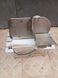 https://img.olx.com.br/thumbs256x256/15/155573275231717.jpg