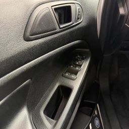 https://img.olx.com.br/thumbs256x256/15/155698089856613.jpg