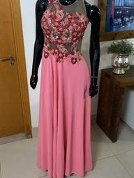 Título do anúncio: vestido longo de festa rose bordado