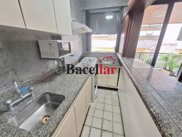 https://img.olx.com.br/thumbs256x256/15/156521763678208.jpg