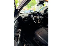 https://img.olx.com.br/thumbs256x256/15/156625191836242.jpg