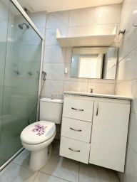 https://img.olx.com.br/thumbs256x256/15/156657208027710.jpg