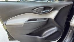 https://img.olx.com.br/thumbs256x256/15/156695088232448.jpg