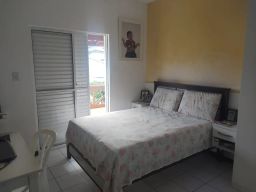 https://img.olx.com.br/thumbs256x256/15/157568761304118.jpg