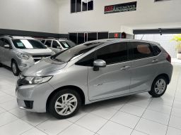 https://img.olx.com.br/thumbs256x256/15/157647684248332.jpg