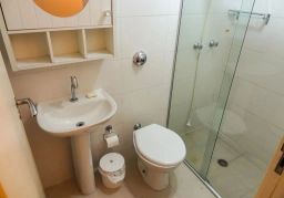 https://img.olx.com.br/thumbs256x256/15/158541769411470.jpg