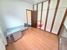 https://img.olx.com.br/thumbs256x256/15/158566165852274.jpg