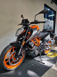 https://img.olx.com.br/thumbs256x256/15/158567397870487.jpg