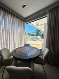 https://img.olx.com.br/thumbs256x256/15/158577526417124.jpg