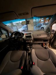 https://img.olx.com.br/thumbs256x256/15/158602819783427.jpg