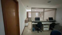 https://img.olx.com.br/thumbs256x256/15/159572047360735.jpg