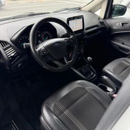 https://img.olx.com.br/thumbs256x256/15/159607442014737.jpg
