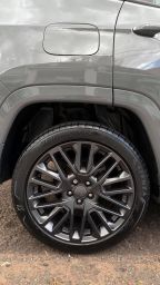 https://img.olx.com.br/thumbs256x256/15/159656577260076.jpg
