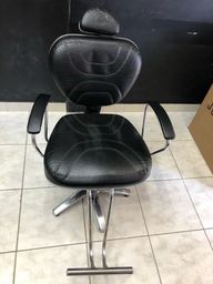 Título do anúncio: Cadeira de cabeleireiro(Barbeiro)