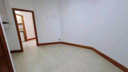 https://img.olx.com.br/thumbs256x256/16/160503764439169.jpg