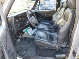 https://img.olx.com.br/thumbs256x256/16/160577518085549.jpg