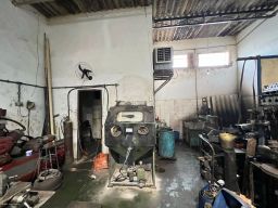 https://img.olx.com.br/thumbs256x256/16/160581638745576.jpg
